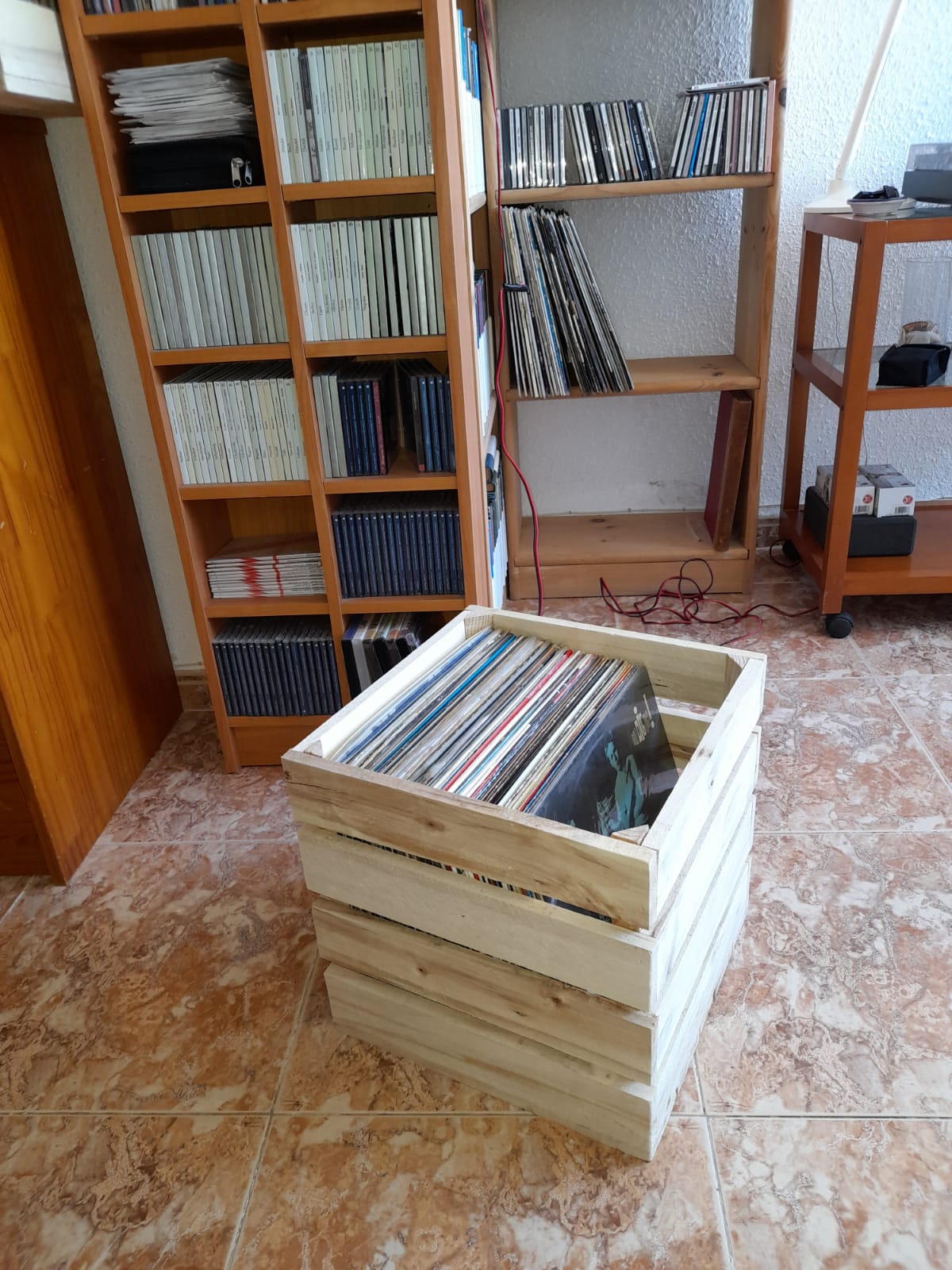 decoración minimalista con madera